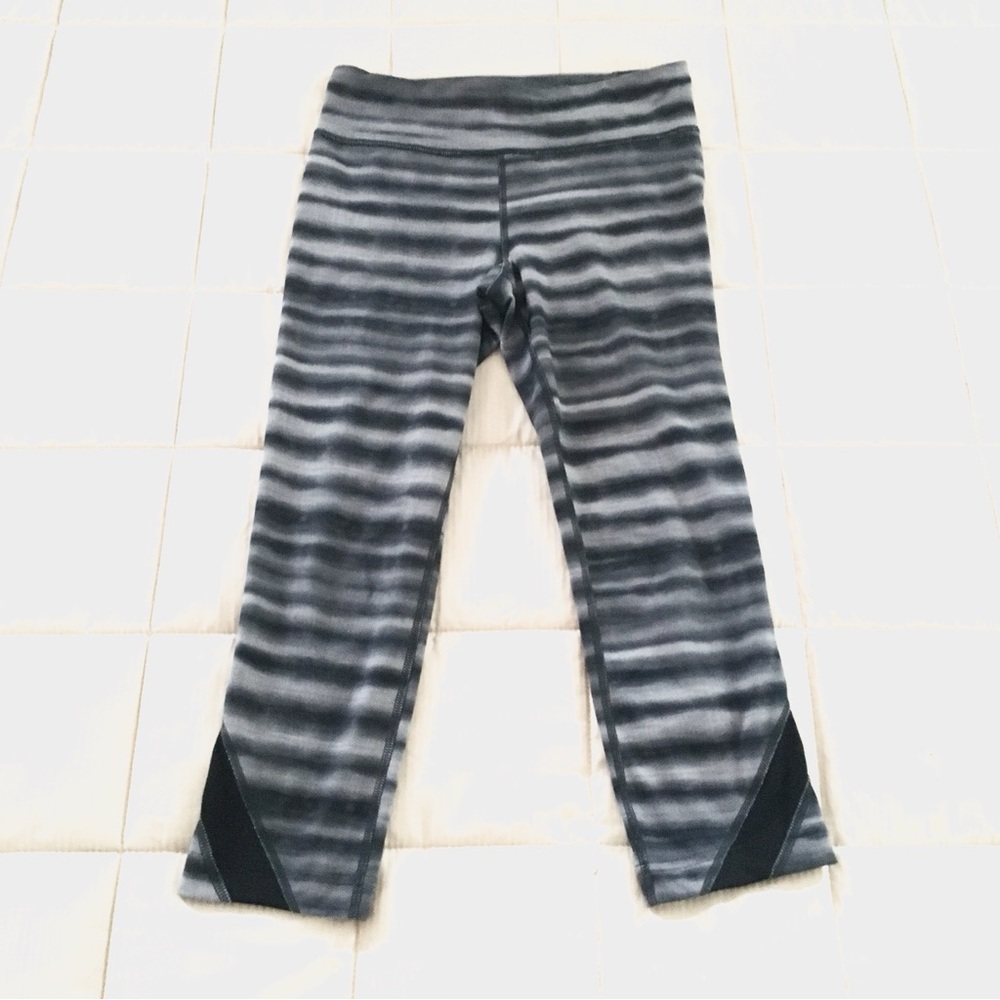 Under Armour Crop Leggings